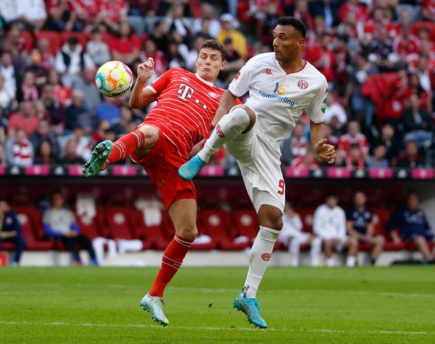 记者：曼联追逐塞梅尼奥的策略很谨慎，利物浦已经退出（记者称曼联谨慎追逐塞梅尼奥，利物浦已退出竞争）