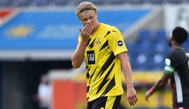 齐达内：在上海见到一个优秀的年轻人，球打得着实可以！（齐达内：上海遇见一位出色新秀，球技确实了得！）