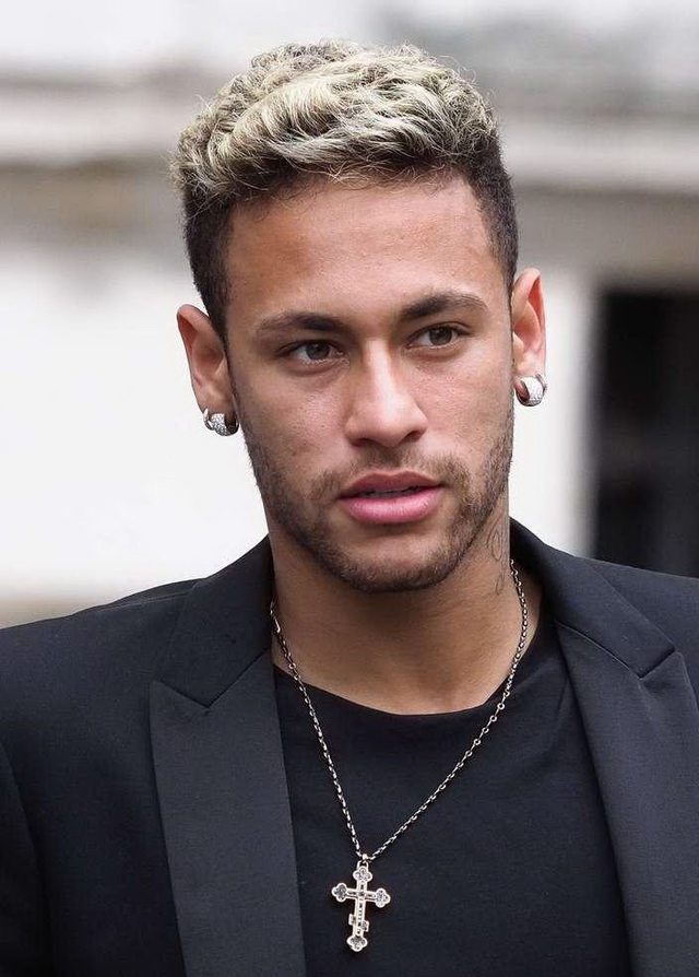 卡利亚里新球场获批准，市长：我们已等了快十年，终于等到这天（卡利亚里新球场获批，市长感慨：十年期盼终迎此日）