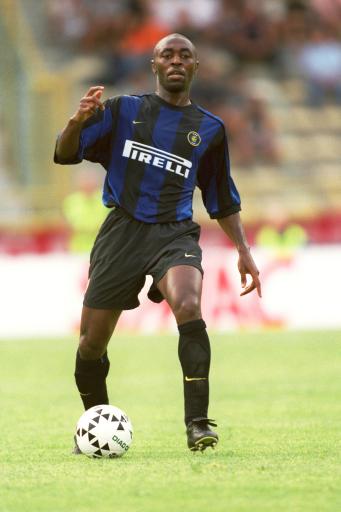 斯帕莱蒂：迪格雷戈里奥是一门；库普踢中卫就是为了参与进攻（斯帕莱蒂：迪格雷戈里奥是头号门将；让库普踢中卫是为加强进攻）