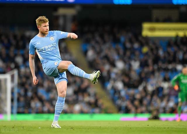 基耶萨：马尔蒂尼是意大利历史最佳；弗林蓬是最快的队友（基耶萨：马尔蒂尼堪称意大利足坛史上最佳；弗林蓬是我速度最快的队友）