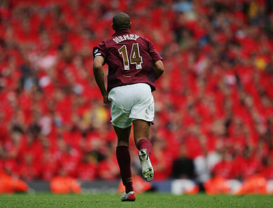 鲁伊-科斯塔否认本菲卡对迪巴拉感兴趣：那不是真的（鲁伊·科斯塔驳斥本菲卡有意迪巴拉传闻：纯属不实）