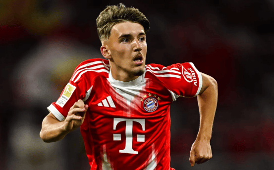 杜兰特连续得分，引领全队节奏（杜兰特连连取分，带动全队节奏）